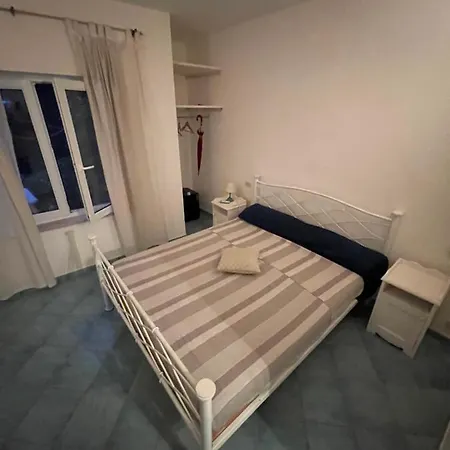 Phoenician Capri 3 Camere Una Tripla Con Terrazza Una Singola Entrata Indipendente Ed Una Matrimoniale King Doppia Con Balcone *