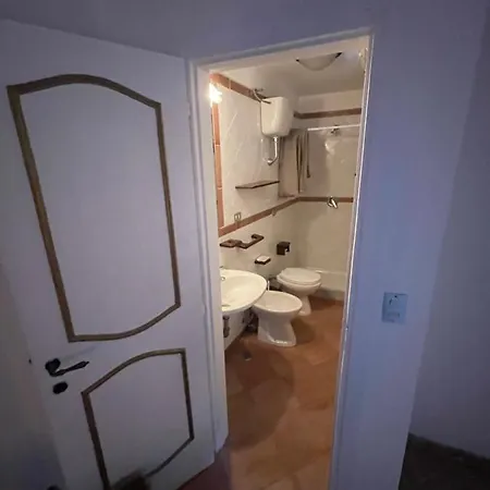 Phoenician Capri 3 Camere Una Tripla Con Terrazza Una Singola Entrata Indipendente Ed Una Matrimoniale King Doppia Con Balcone Capri