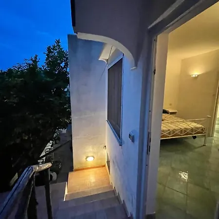 Phoenician Capri 3 Camere Una Tripla Con Terrazza Una Singola Entrata Indipendente Ed Una Matrimoniale King Doppia Con Balcone Capri
