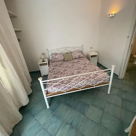 Phoenician Capri 3 Camere Una Tripla Con Terrazza Una Singola Entrata Indipendente Ed Una Matrimoniale King Doppia Con Balcone Konukevi Capri